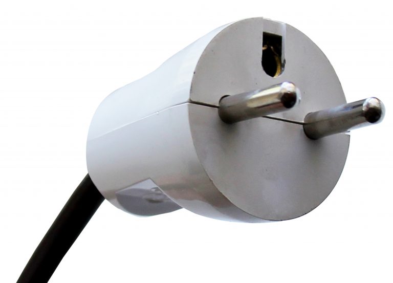 Power plug & outlet Type E